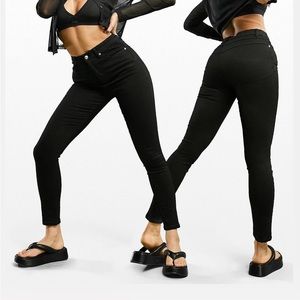 🎃Black ASOS Hourglass contour & lift skinny jeans
